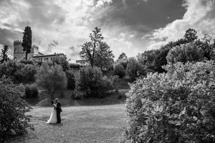 fotografo matrimonio Italia, sposi al Castello